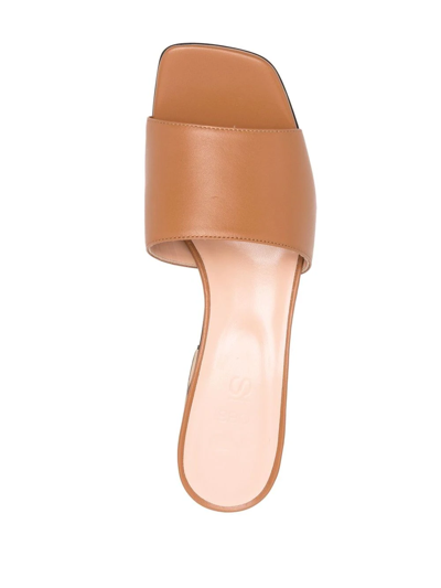 Shop Si Rossi Low-heel Mules In Braun