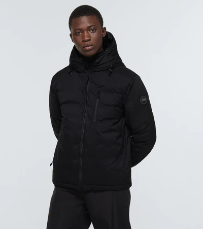 Canada Goose Hooded Feather-down Padded Jacket In Schwarz