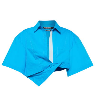 Shop Jacquemus La Chemise Capri Crop Cotton Shirt In Turquoise