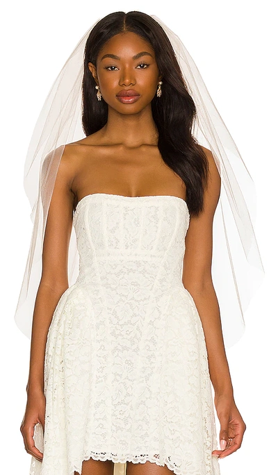 Ofrenda Studio New Moon Veil In Ivory