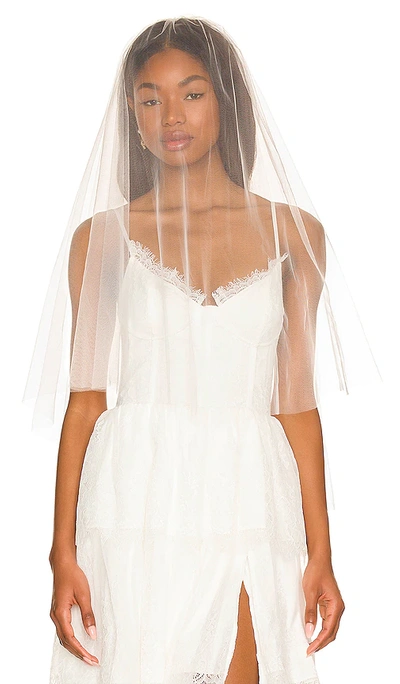 Ofrenda Studio Aura Veil In Ivory