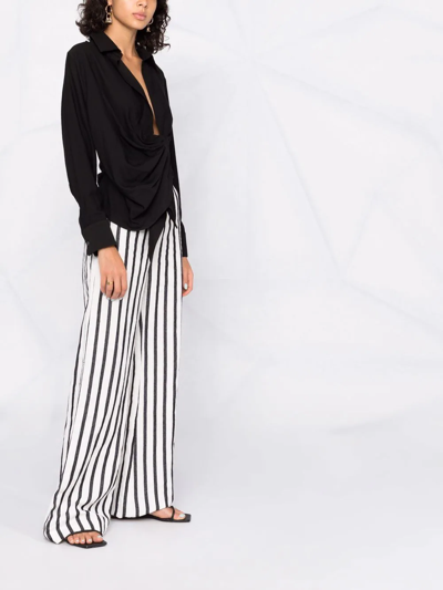 Jacquemus Bahia Twisted Long-sleeved Shirt In Black