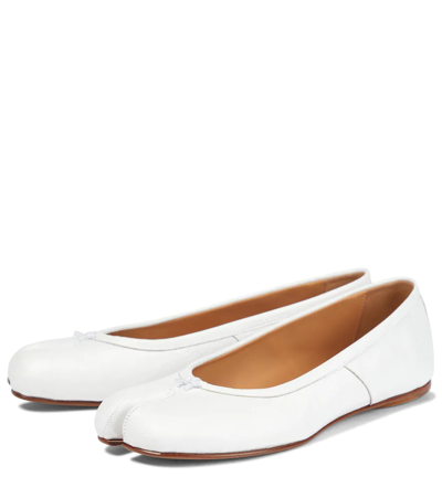 Shop Maison Margiela Tabi Crinkle-effect Ballet Flats In White