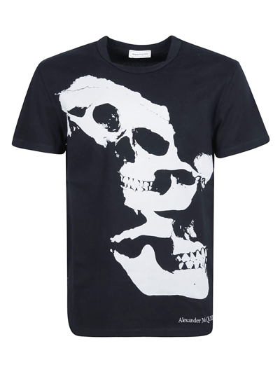 Shop Alexander Mcqueen Skull Print T-shirt In Black/multicolor