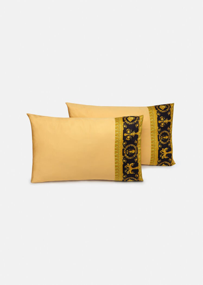 Shop Versace I ♡ Baroque Full/queen Pillowcase Set In Print