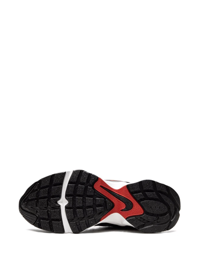 Nike Air Heights Low-top Sneakers In Schwarz