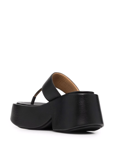 厚底人字形凉鞋