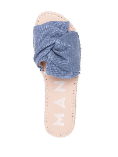 Manebi Denim Knotted Flat Slides In Blau