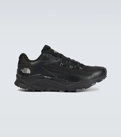 Shop The North Face Vectiv Taraval Sneakers In Tnf Blk/tnf Blk