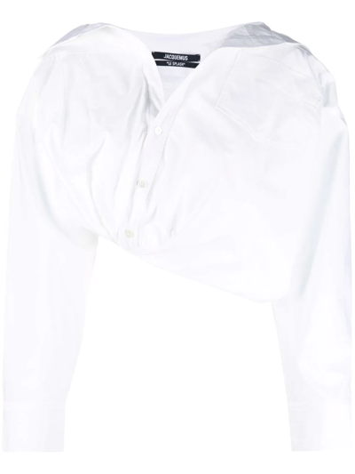 Shop Jacquemus La Chemise Mejean Tucked Blouse In Weiss