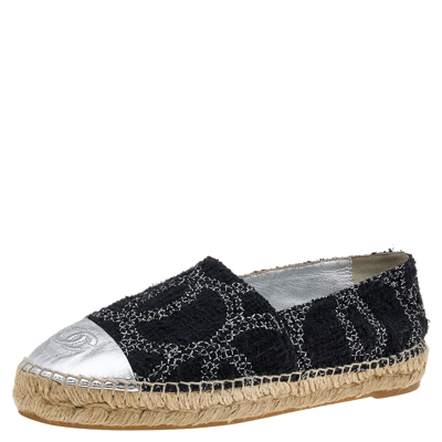 Pre-owned Chanel Black/silver Tweed And Leather Cc Cap Toe Espadrille Flats  Size 39