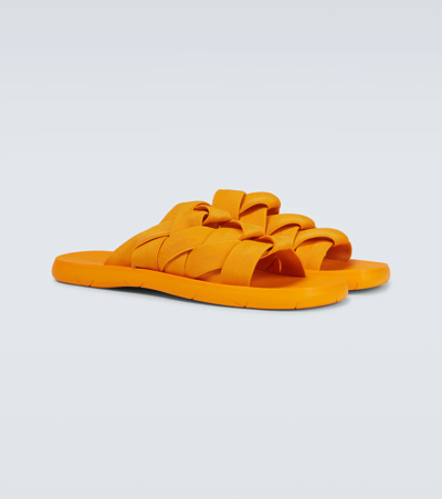Shop Bottega Veneta Plat Mules Intreccio Elastic Sandals In Tangerine