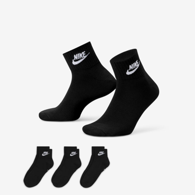 Shop Nike Unisex Everyday Essential Ankle Socks (3 Pairs) In Black