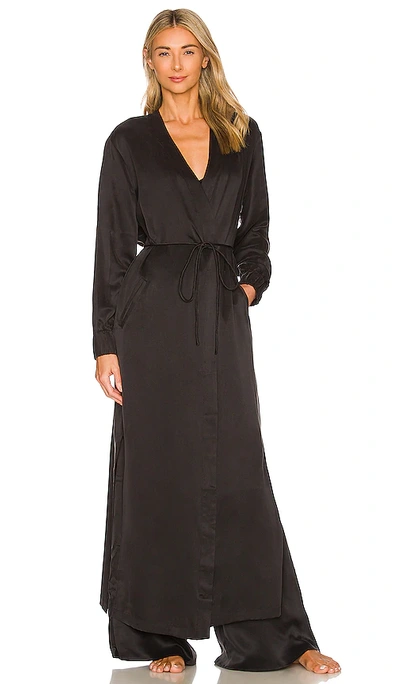 Lunya Washable Silk Long Robe In Immersed Black