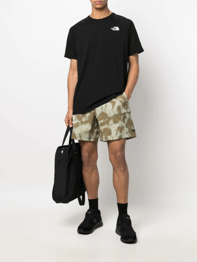 The North Face Class V Belted Retro Dye Print 7 Shorts In Green