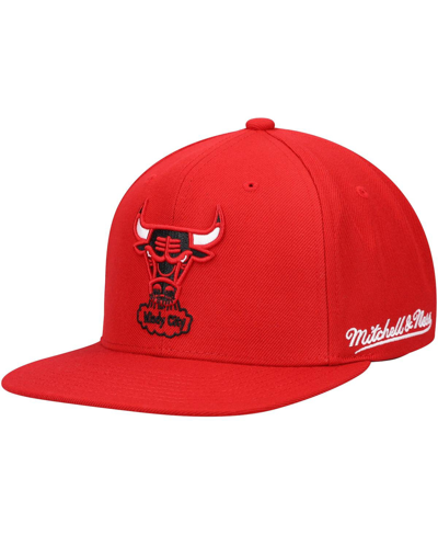 Shop Mitchell & Ness Men's  Red Chicago Bulls English Dropback Snapback Hat