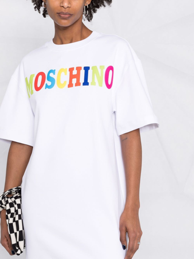 Shop Moschino Vestito Con Logo Multicolor In White