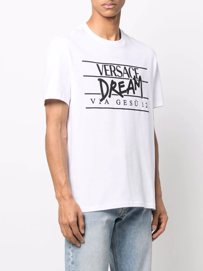 Shop Versace Logo-print Short-sleeved T-shirt In Weiss