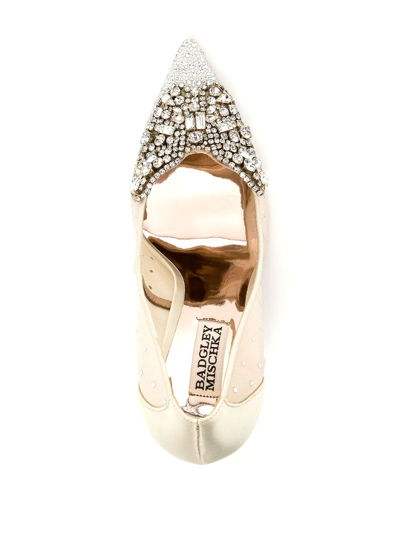 Shop Badgley Mischka Quintana Crystal-embellished 105mm Pumps In Weiss