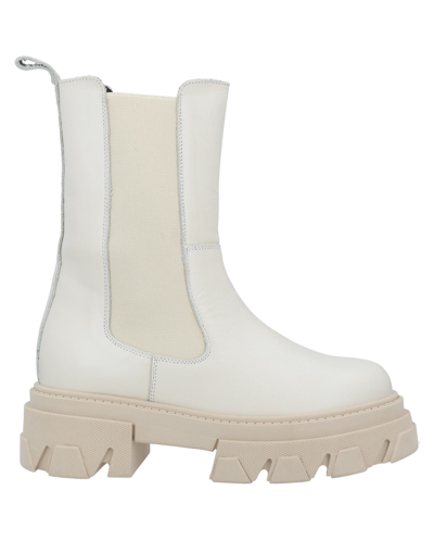 Shop Noa A. Woman Ankle Boots Ivory Size 10 Soft Leather In White