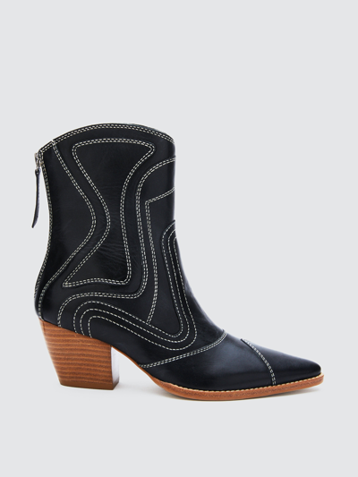 Shop Matisse Aries Leather Boot In Black