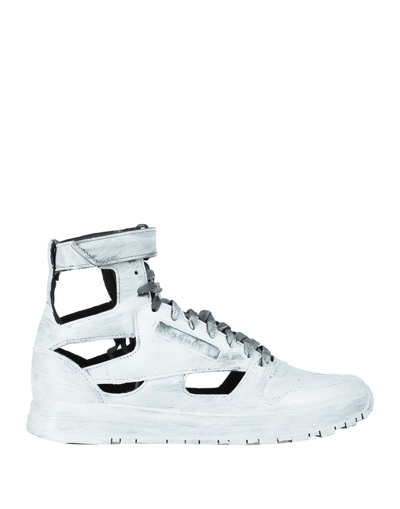 Shop Maison Margiela X Reebok Man Sneakers White Size 8.5 Soft Leather, Textile Fibers