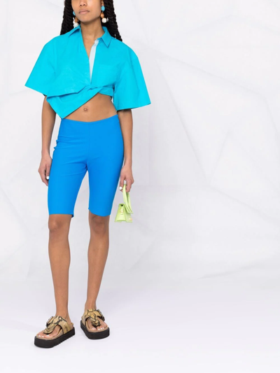 Shop Jacquemus La Chemise Capri Cropped Shirt In Blau