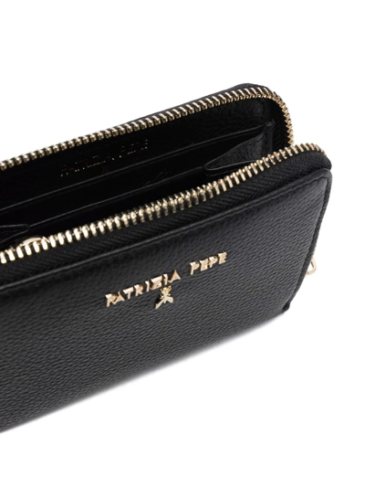 Patrizia Pepe Logo-lettering Pebble Wallet In Black
