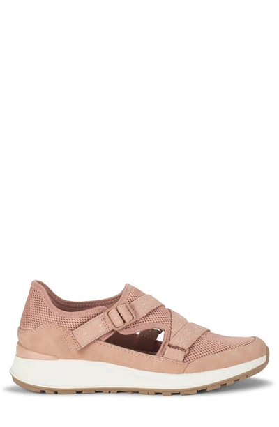 Baretraps Bianna Mesh Cushioned Sneaker In Sand