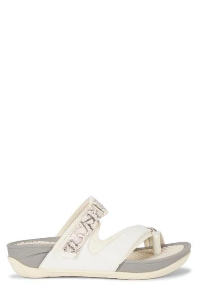 Baretraps Deserae Women's Slide Sandal Women's Shoes In Cream Snake