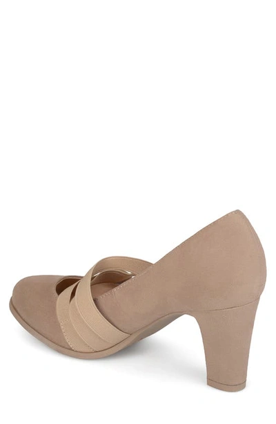 Journee Collection Journee Collectoin Loren Block Heel Pump In Taupe