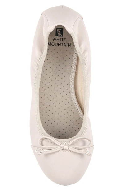 White Mountain Women's Sunnyside Ballet Flat Women's Shoes In Bone/ Smooth