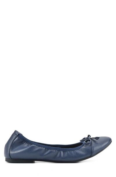 White Mountain Women's Sunnyside Ballet Flat Women's Shoes In Navy/ Smooth
