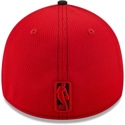 Shop New Era Red Houston Rockets Team Dash 39thirty Flex Hat