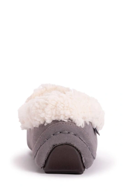 Muk Luks Jaylah Faux Shearling Lined Slipper In Light Grey
