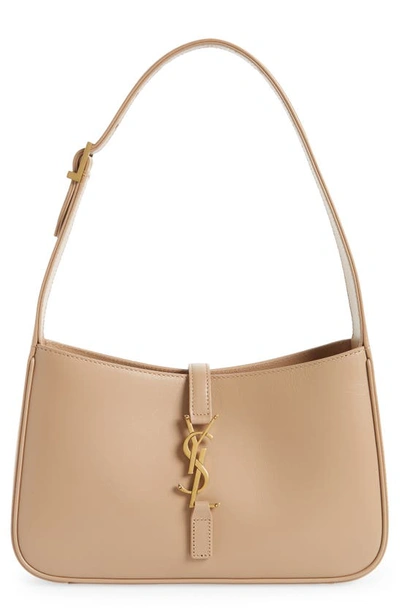 Shop Saint Laurent Le 5 À 7 Leather Hobo In 9832 New Nude