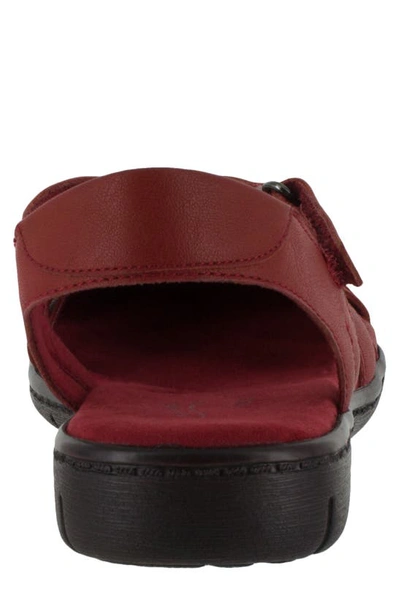 Easy Street Garrett Flats In Red