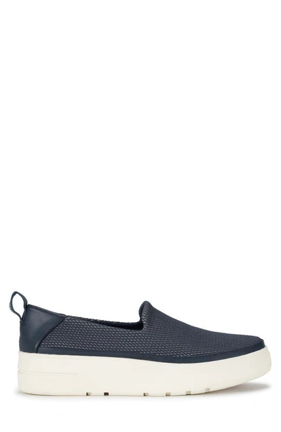 Baretraps Women's Nevin Slip-on Sneaker Women's Shoes In Navy Blue Mesh