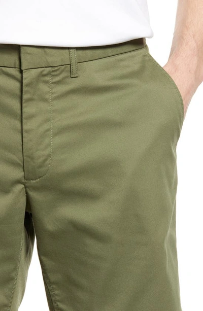 Shop Nordstrom Coolmax® Stretch Chino Shorts In Green Sorrel