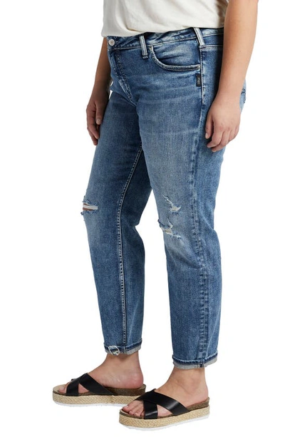 SILVER JEANS CO. SILVER JEANS CO. RIPPED BOYFRIEND JEANS 
