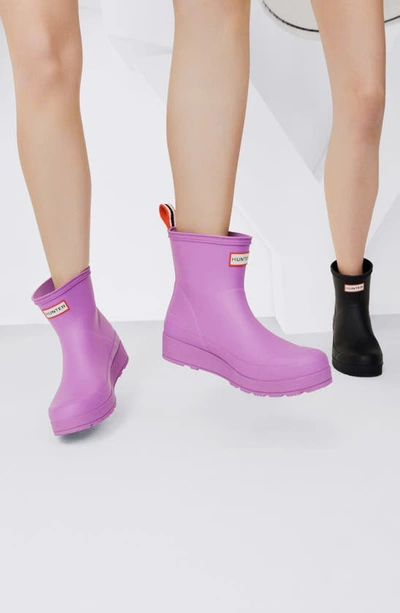 Hunter Women's Original Short Play Wedge Rain Boots In Black