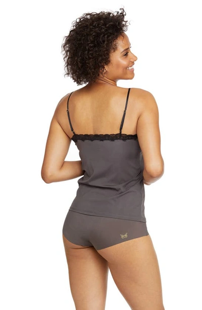 Uwila Warrior Happy Seamless Lace Trim Camisole In Shale