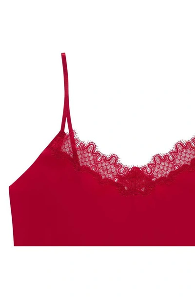 Uwila Warrior Happy Seamless Lace Trim Camisole In Jester Red