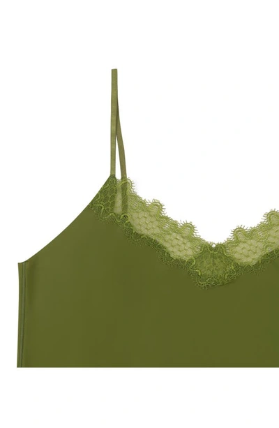Uwila Warrior Happy Seams Lace-trim Camisole In Terrarium Moss