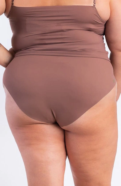 Uwila Warrior Happy Seams Lace Trim Seamless Briefs In Toffee