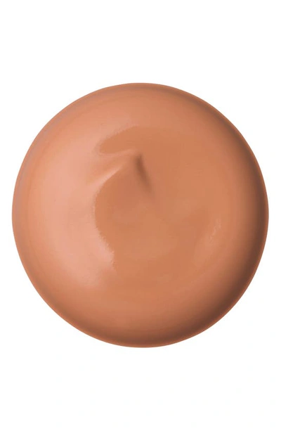 Clé De Peau Beauté Radiant Cream Foundation In B60 Deep Tan Beige
