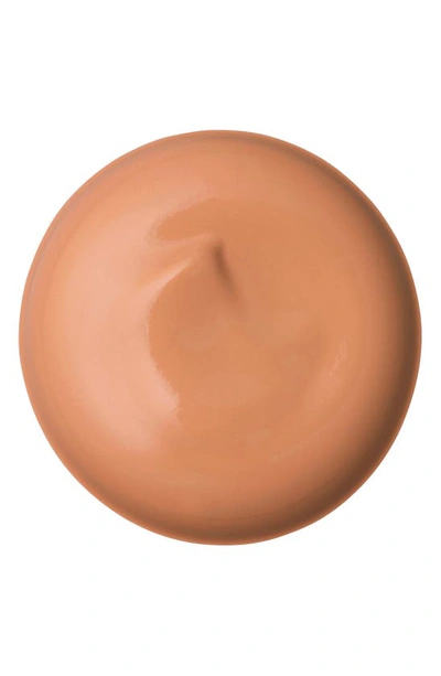 Clé De Peau Beauté Radiant Cream Foundation In B50 Tan Beige
