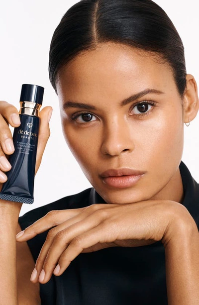 Clé De Peau Beauté Radiant Cream Foundation In B80 Deep Beige