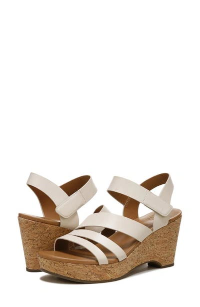 Naturalizer Cynthia Platform Wedge Sandal In Porcelain