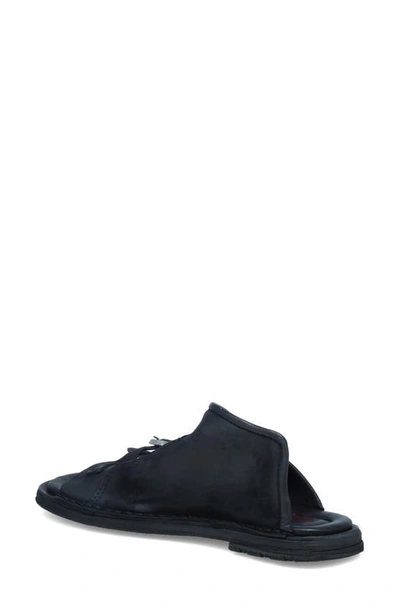 As98 Tavon Sandal In Black